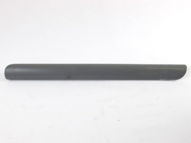 MONTA?NI DELI /  ARMATURNE PLOSCE SPODNJI OEM N. 8200626437 ORIGINAL REZERVNI DEL RENAULT CLIO BB CB MK2 R / CLIO STORIA (05/2001 - 2012) BENZINA/GPL LETNIK 2008