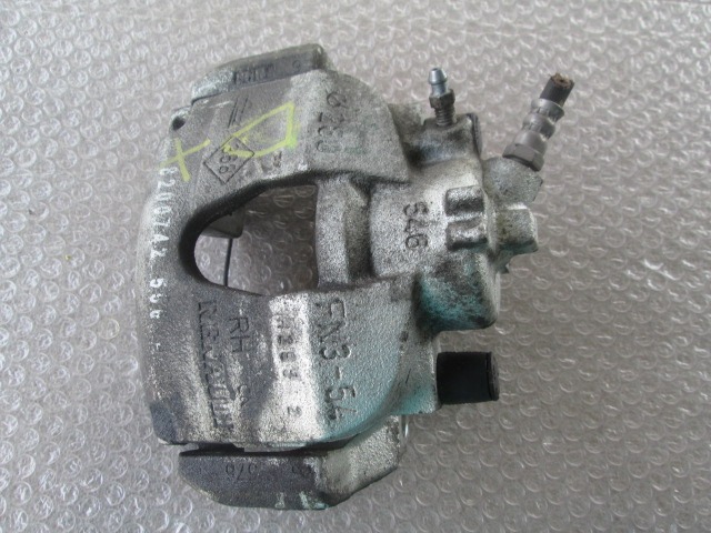 SPREDNJE DESNE ZAVORNE CELJUSTI  OEM N. 7701065267 ORIGINAL REZERVNI DEL RENAULT MEGANE MK2 R BM0/1 CM0/1 EM0/1 KM0/1 LM0/1 BER/GRANDTOUR  (2006 - 2009) DIESEL LETNIK 2008