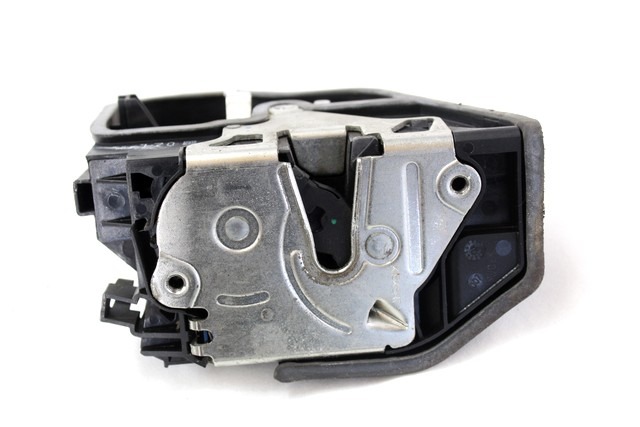 CENTRALNI ZAKLEP SPREDNJIH VRAT  OEM N. 7036170 ORIGINAL REZERVNI DEL BMW SERIE 5 E60 E61 (2003 - 2010) DIESEL LETNIK 2003