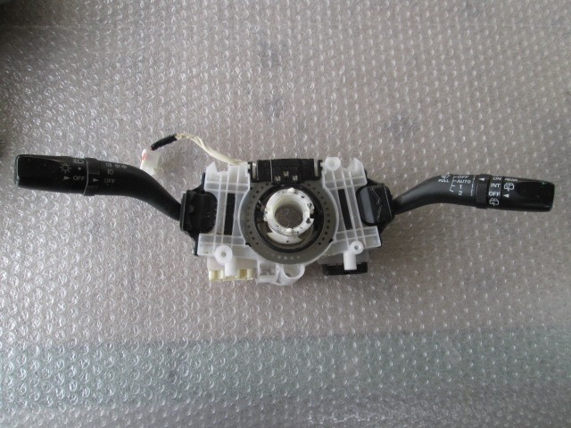 KRMILO SMERNIKI OEM N. 17E543 ORIGINAL REZERVNI DEL MAZDA 6 GG GY (2003-2008) DIESEL LETNIK 2006