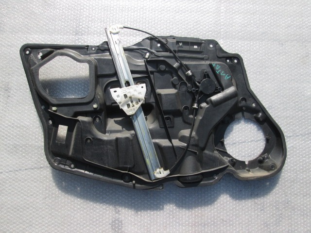MEHANIZEM VETROBRANSKEGA STEKLA PREDNJIH VRAT OEM N. GP9B5897XA ORIGINAL REZERVNI DEL MAZDA 6 GG GY (2003-2008) DIESEL LETNIK 2006