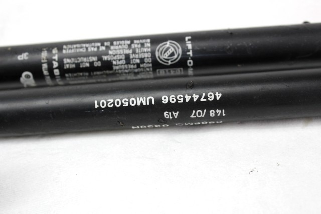 AMORTIZERJI PRTLJAZNIH VRAT  OEM N. 46744596 ORIGINAL REZERVNI DEL FIAT PUNTO 188 MK2 R (2003 - 2011) DIESEL LETNIK 2007