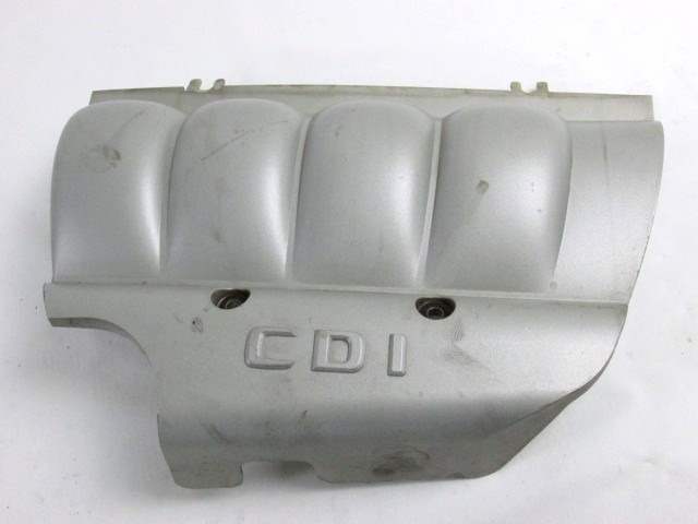 POKROV MOTORJA  OEM N. A6110100467 ORIGINAL REZERVNI DEL MERCEDES CLASSE C W202 S202 BER/SW  (1993 - 2000) DIESEL LETNIK 2000