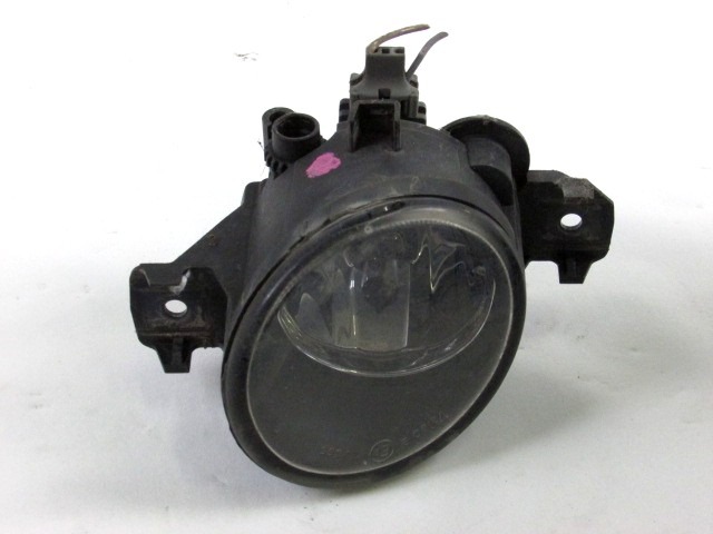 DESNA MEGLENKA OEM N. 8200002470 ORIGINAL REZERVNI DEL RENAULT LAGUNA BG0/1 KG0/1 MK2 BER/SW (11/2000 - 12/2004) BENZINA LETNIK 2001