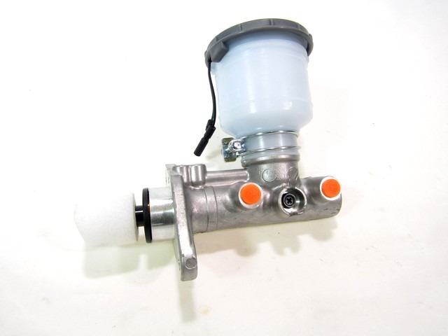 ZAVORNI CILINDER OEM N. 4610SM4A02 ORIGINAL REZERVNI DEL TOYOTA CARINA E T19 (1993 - 1998)BENZINA LETNIK 1996