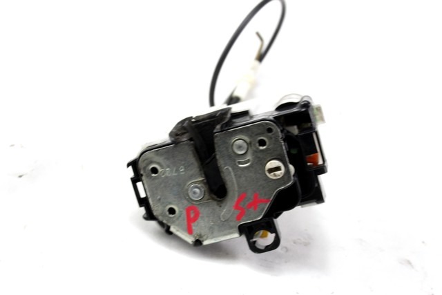 CENTRALNA KLJUCAVNICA ZADJIH LEVIH VRAT OEM N. 46803516 ORIGINAL REZERVNI DEL FIAT PANDA 169 (2003 - 08/2009) BENZINA/GPL LETNIK 2005