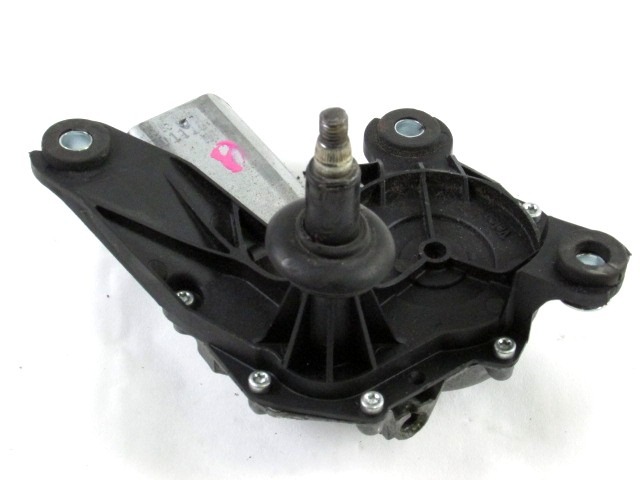 MOTORCEK ZADNJEGA BRISALCA OEM N. 13132602 ORIGINAL REZERVNI DEL OPEL CORSA C X01 R (2004 - 10/2006) BENZINA LETNIK 2005