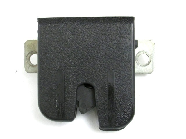ZAKLEPANJE PRTLJA?NIH VRAT  OEM N. 6Q6827505B ORIGINAL REZERVNI DEL VOLKSWAGEN POLO 9N (10/2001 - 2005) BENZINA LETNIK 2005