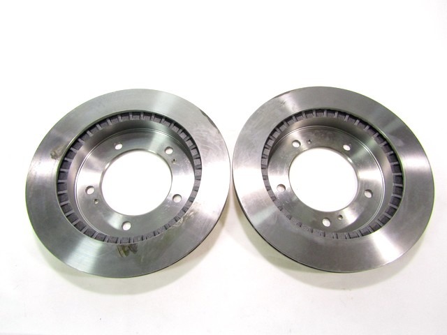SPREDNJI ZAVORNI DISKI OEM N. 55211-56B00 ORIGINAL REZERVNI DEL SUZUKI VITARA ET TA TD (1988 - 1998) BENZINA LETNIK 1998