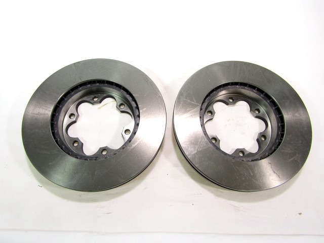 SPREDNJI ZAVORNI DISKI OEM N. 43512-26190 ORIGINAL REZERVNI DEL TOYOTA HIACE IV (1989 - 2004)DIESEL LETNIK 2001