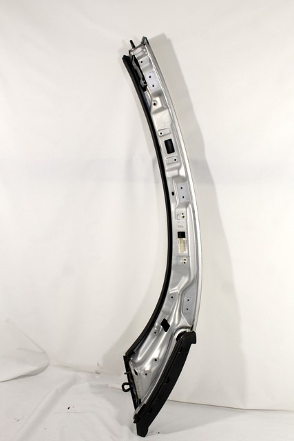 OKVIR NAPE OEM N. 844776 ORIGINAL REZERVNI DEL CITROEN C3 / PLURIEL MK1R (09/2005 - 11/2010) DIESEL LETNIK 2006