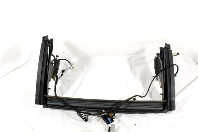 NOSILCI PRTLJA?NIKA IN AMORTIZERJI OEM N. 18085 TELAIO PISTONCINI E CERNIERE LUNOTTO ORIGINAL REZERVNI DEL CITROEN C3 / PLURIEL MK1R (09/2005 - 11/2010) DIESEL LETNIK 2006