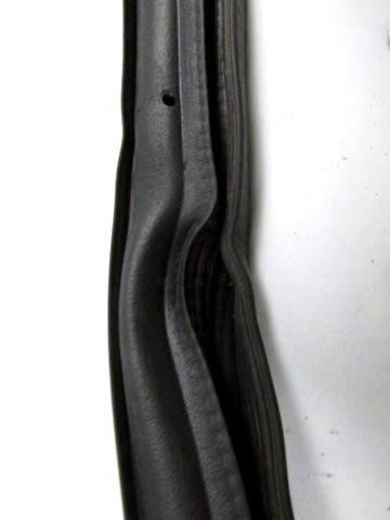 TESNILA VRAT IN STEKEL OEM N. 470823727 ORIGINAL REZERVNI DEL LAMBORGHINI AVENTADOR LP700-4 (2011 - 2016)BENZINA LETNIK 2011