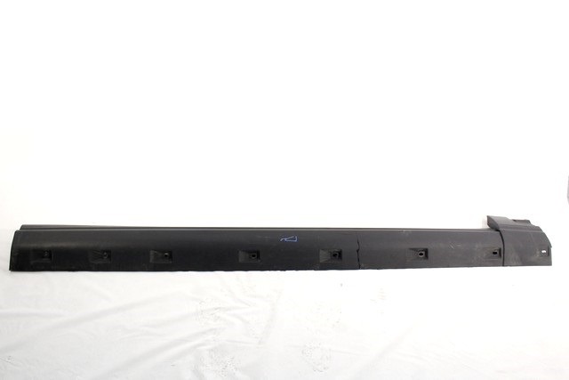 OKRASNA LETEV PRAGA  OEM N. DDJ000242 ORIGINAL REZERVNI DEL LAND ROVER DISCOVERY L319 MK3 (2004 - 2009)DIESEL LETNIK 2007