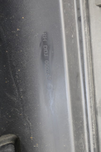 OKRASNA LETEV PRAGA  OEM N. DDJ000242 ORIGINAL REZERVNI DEL LAND ROVER DISCOVERY L319 MK3 (2004 - 2009)DIESEL LETNIK 2007