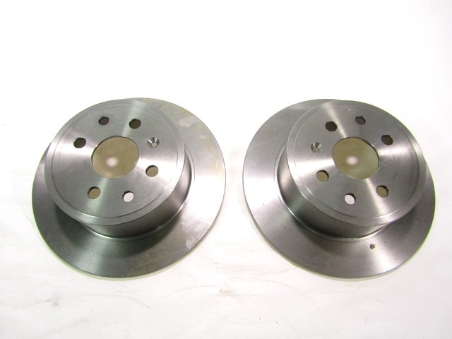 ZADNJI ZAVORNI DISKI OEM N. 90297932 ORIGINAL REZERVNI DEL OPEL CALIBRA C89 (1990 - 1997)BENZINA LETNIK 1992