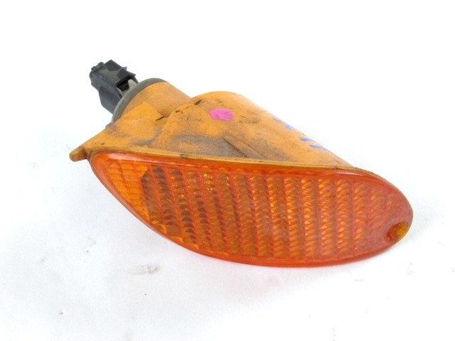 SPREDNJI INDIKATOR OEM N. 1215917 ORIGINAL REZERVNI DEL FORD FOCUS DAW DBW DNW MK1 BER/SW (1998-2001)DIESEL LETNIK 2001