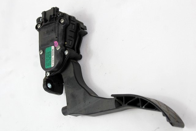 PEDALI OEM N. 6Q1721503M ORIGINAL REZERVNI DEL SEAT IBIZA 6J5 6P1 MK4 BER/SW (2008 - 2012)DIESEL LETNIK 2012