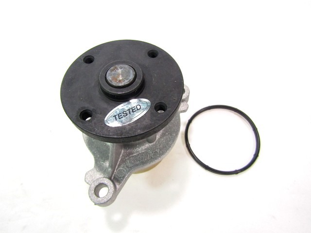 VODNA CRPALKA  OEM N. 25100-03011 ORIGINAL REZERVNI DEL KIA STONIC YB (DAL 2017)BENZINA LETNIK 2018