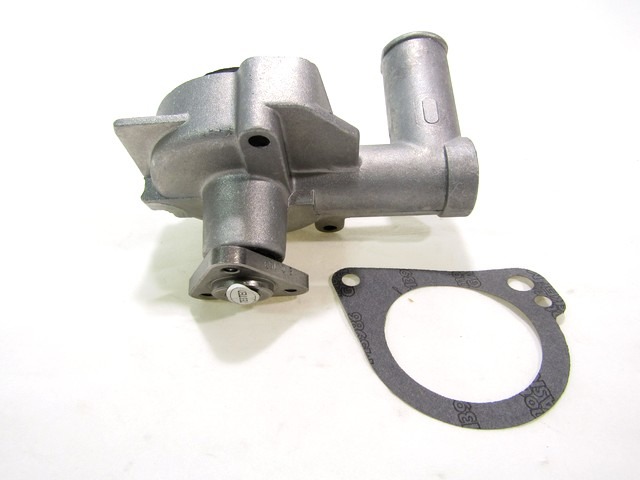 VODNA CRPALKA  OEM N. A790X8591HFA ORIGINAL REZERVNI DEL FORD FIESTA GFBT MK1 (1976 - 1983)BENZINA LETNIK 1976