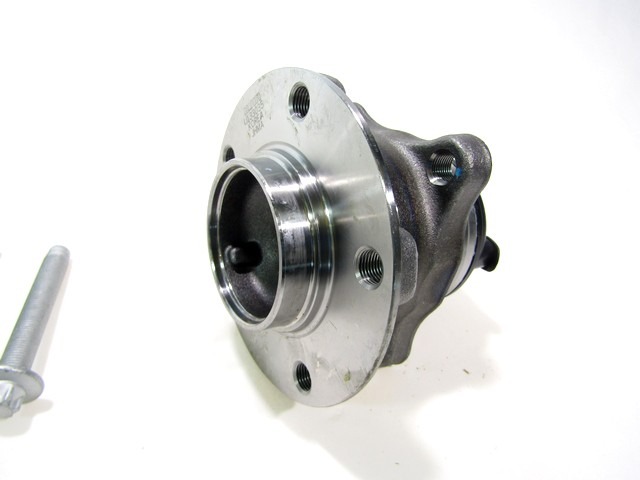 R166.35 CUSCINETTO MOZZO RUOTA POSTERIORE SNR PEUGEOT 3008 2.0 BLUEHDI 100 KW RICAMBIO NUOVO