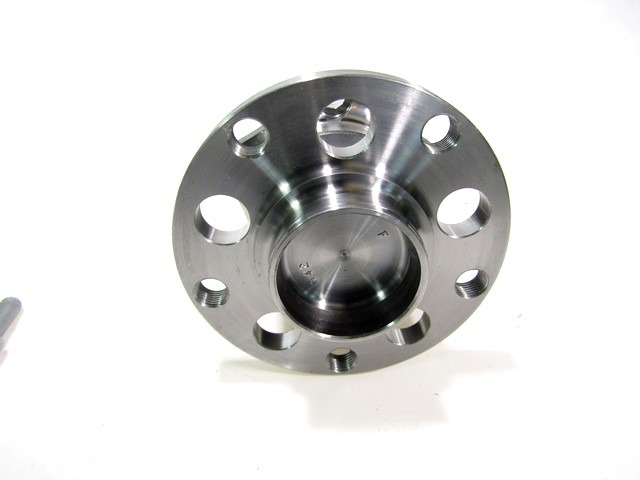 R154.44 CUSCINETTO MOZZO RUOTA POSTERIORE SNR AUDI A6 2.5 110 KW RICAMBIO NUOVO