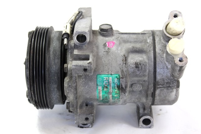 KOMPRESOR KLIME  OEM N. 7700115830 ORIGINAL REZERVNI DEL RENAULT CLIO BB CB MK2 (04/1998 - 04/2001) BENZINA LETNIK 2000