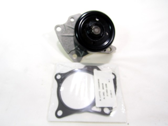 VODNA CRPALKA  OEM N.  ORIGINAL REZERVNI DEL TOYOTA IQ J1 (2008 - 2015)DIESEL LETNIK 2009