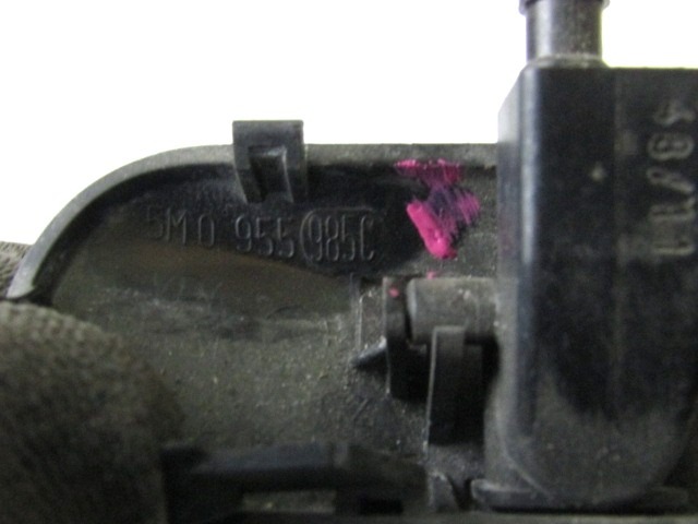 VODNA CRPALKA BRISALCEV OEM N. 5M0955985C ORIGINAL REZERVNI DEL VOLKSWAGEN GOLF VI 5K1 517 AJ5 MK6 (2008-2012) DIESEL LETNIK 2010