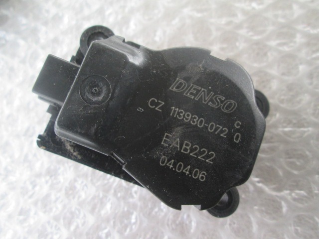 MOTORCEK OGREVANJA OEM N. CZ1139300720 ORIGINAL REZERVNI DEL BMW SERIE 3 BER/SW/COUPE/CABRIO E90/E91/E92/E93 (2005 -2009) DIESEL LETNIK 2006