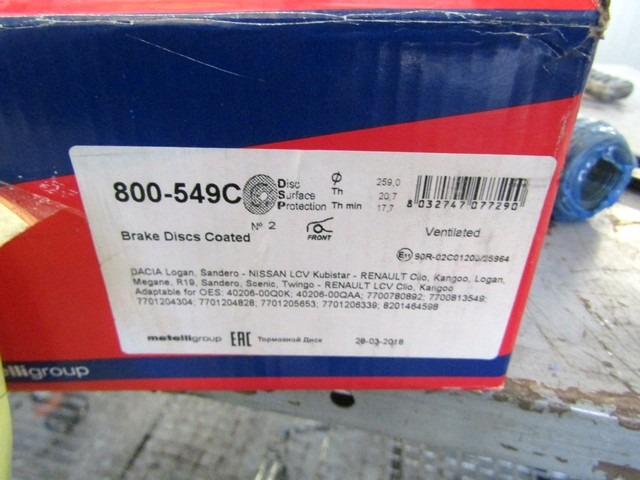 SPREDNJI ZAVORNI DISKI OEM N. 7701205653 ORIGINAL REZERVNI DEL RENAULT CLIO BB CB MK2 (04/1998 - 04/2001) BENZINA LETNIK 2000