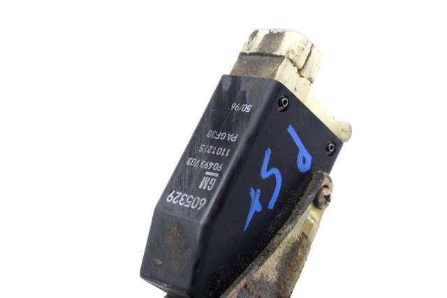 CENTRALNA KLJUCAVNICA ZADJIH LEVIH VRAT OEM N. 4766853 ORIGINAL REZERVNI DEL SAAB 900 MK2 (1993 -1998)BENZINA LETNIK 1997