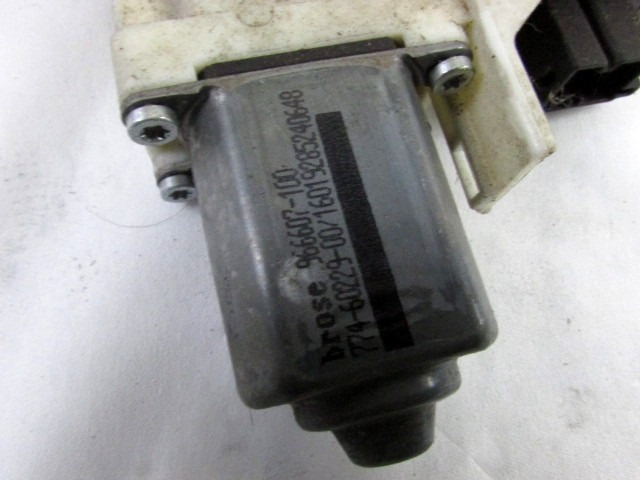 MEHANIZEM DVIGA ZADNJIH STEKEL  OEM N. 8R0839462B ORIGINAL REZERVNI DEL AUDI Q5 8R B8 (10/2008 - 06/2012) DIESEL LETNIK 2009