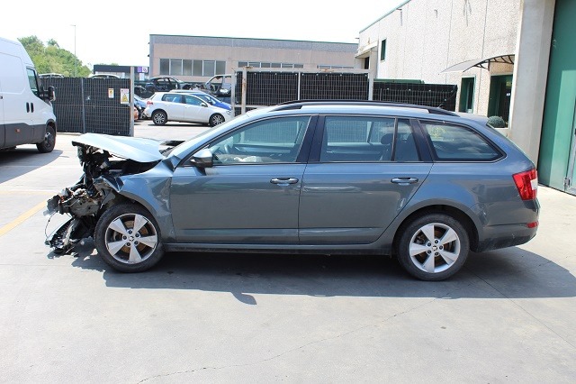 SKODA OCTAVIA 1.4 M 81KW 6M 5P (2015) RICAMBI IN MAGAZZINO