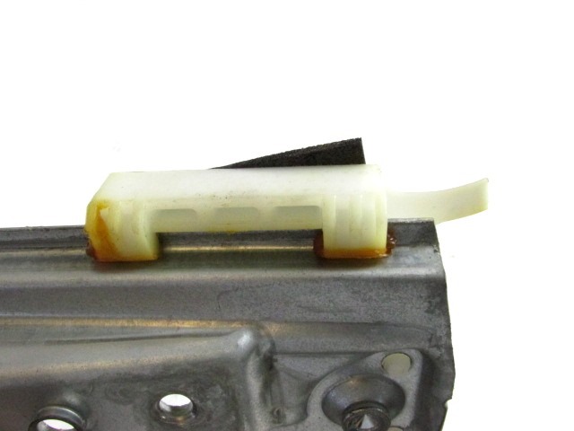 ROCNI SISTEM ZA DVIGOVANJE ZADNJEGA STEKLA  OEM N. 13188504 ORIGINAL REZERVNI DEL OPEL CORSA D R S07 (02/2011 - 2014) BENZINA/GPL LETNIK 2011
