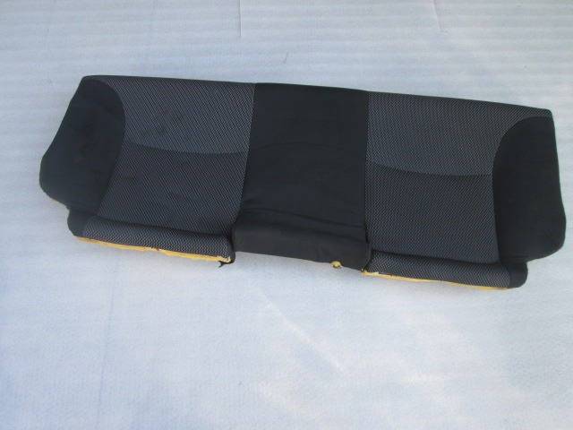 ZADNJE SEDISCE BLAGO OEM N. DIPITHDCIVICESMK7BR3P ORIGINAL REZERVNI DEL HONDA CIVIC ES ET EM2 EU EP EV MK7 (2001 - 2006)DIESEL LETNIK 2004
