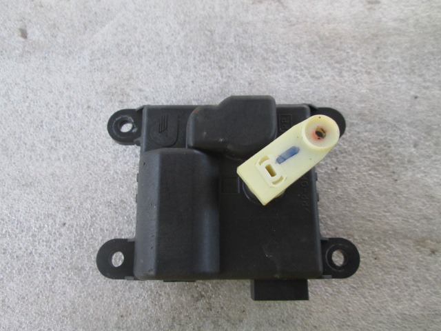 MOTORCEK OGREVANJA OEM N. 0B06030850 ORIGINAL REZERVNI DEL HONDA CIVIC ES ET EM2 EU EP EV MK7 (2001 - 2006)DIESEL LETNIK 2004