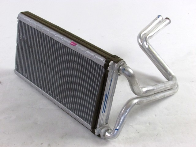 GRELEC RADIATORJA OEM N. 68038538AA ORIGINAL REZERVNI DEL FIAT FREEMONT (2011 - 2015)DIESEL LETNIK 2014