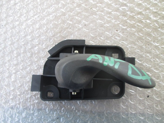 NOTRANJA KLJUKA  OEM N. 735267590 ORIGINAL REZERVNI DEL FIAT PUNTO 188 MK2 R (2003 - 2011) DIESEL LETNIK 2006