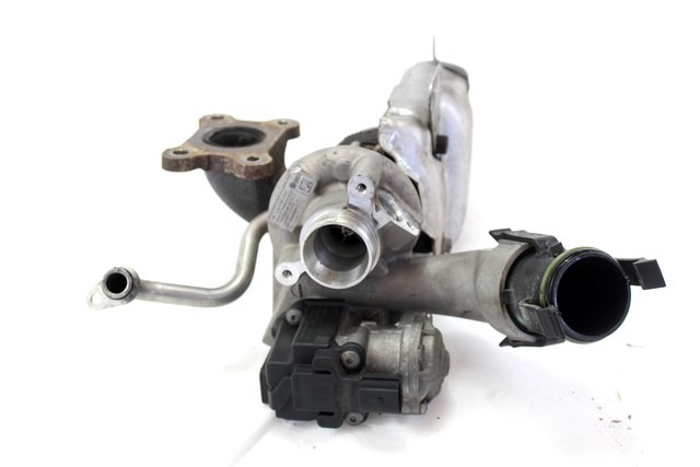 TURBINA OEM N. 04E145721D ORIGINAL REZERVNI DEL SKODA OCTAVIA MK3 5E3 NL3 NR3 (2012 - 2017)BENZINA/METANO LETNIK 2015