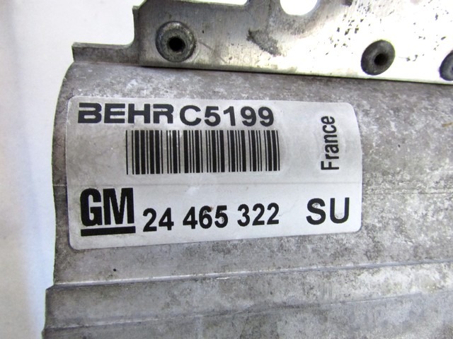 HLADILNIK KLIME OEM N. 24465322 ORIGINAL REZERVNI DEL OPEL ZAFIRA A T98 (1999 - 2005) DIESEL LETNIK 2004