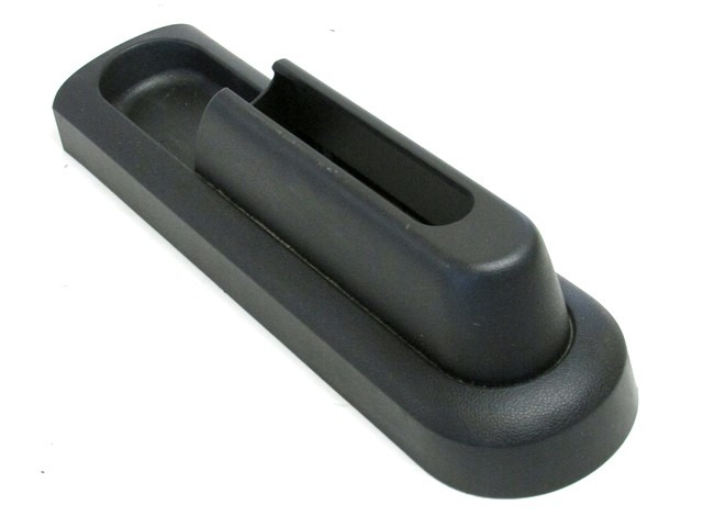 ZADNJI PRIKLJUCEK TUNELA  OEM N. 2S6X-A044C82-AD ORIGINAL REZERVNI DEL FORD FUSION JU (2002 - 02/2006) BENZINA LETNIK 2004