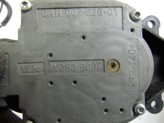 MOTORCEK OGREVANJA OEM N. W963900R ORIGINAL REZERVNI DEL LAND ROVER FREELANDER L314 R 3/5 PORTE (2000 - 2006) DIESEL LETNIK 2006