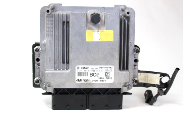 KOMPLET ODKLEPANJE IN VZIG  OEM N. 56803 KIT ACCENSIONE AVVIAMENTO ORIGINAL REZERVNI DEL HYUNDAI I30 PD PDE PDEN MK3 (DAL 2016)DIESEL LETNIK 2017