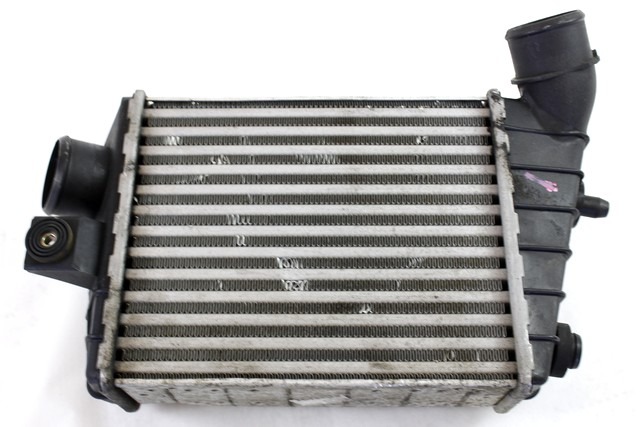 HLADILNIK INTERCOOLER OEM N. 606190070 ORIGINAL REZERVNI DEL ALFA ROMEO 156 932 BER/SW (2000 - 2003)DIESEL LETNIK 2002