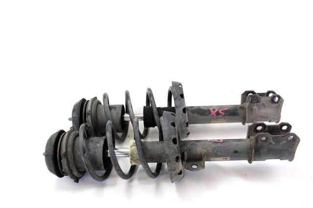 SPREDNJI AMORTIZERJI OEM N. 15331 COPPIA AMMORTIZZATORI ANTERIORI ORIGINAL REZERVNI DEL OPEL ZAFIRA A T98 (1999 - 2005) BENZINA LETNIK 2001