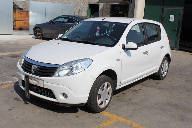 DACIA SANDERO 1.4 G 55KW 5M 5P (2009) RICAMBIO USATO 