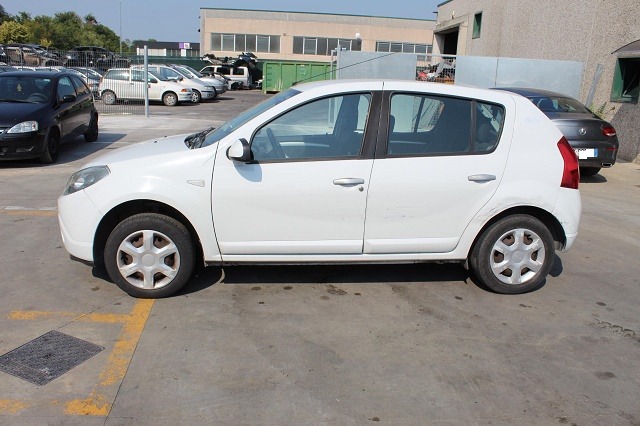 DACIA SANDERO 1.4 G 55KW 5M 5P (2009) RICAMBIO USATO 
