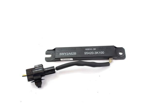 OJACEVALEC / ANTENA OEM N. 95420-3K100 ORIGINAL REZERVNI DEL KIA CARENS RP MK4 (2013 - 2018)DIESEL LETNIK 2015