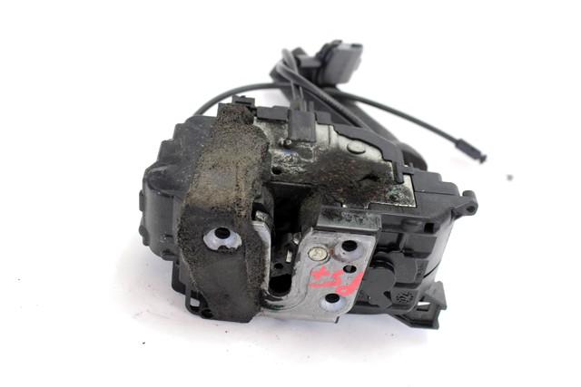 CENTRALNA KLJUCAVNICA ZADJIH LEVIH VRAT OEM N. 825030574R ORIGINAL REZERVNI DEL RENAULT MEGANE MK3 BZ0/1 B3 DZ0/1 KZ0/1 BER/SPORTOUR/ESTATE (2009 - 2015) DIESEL LETNIK 2010